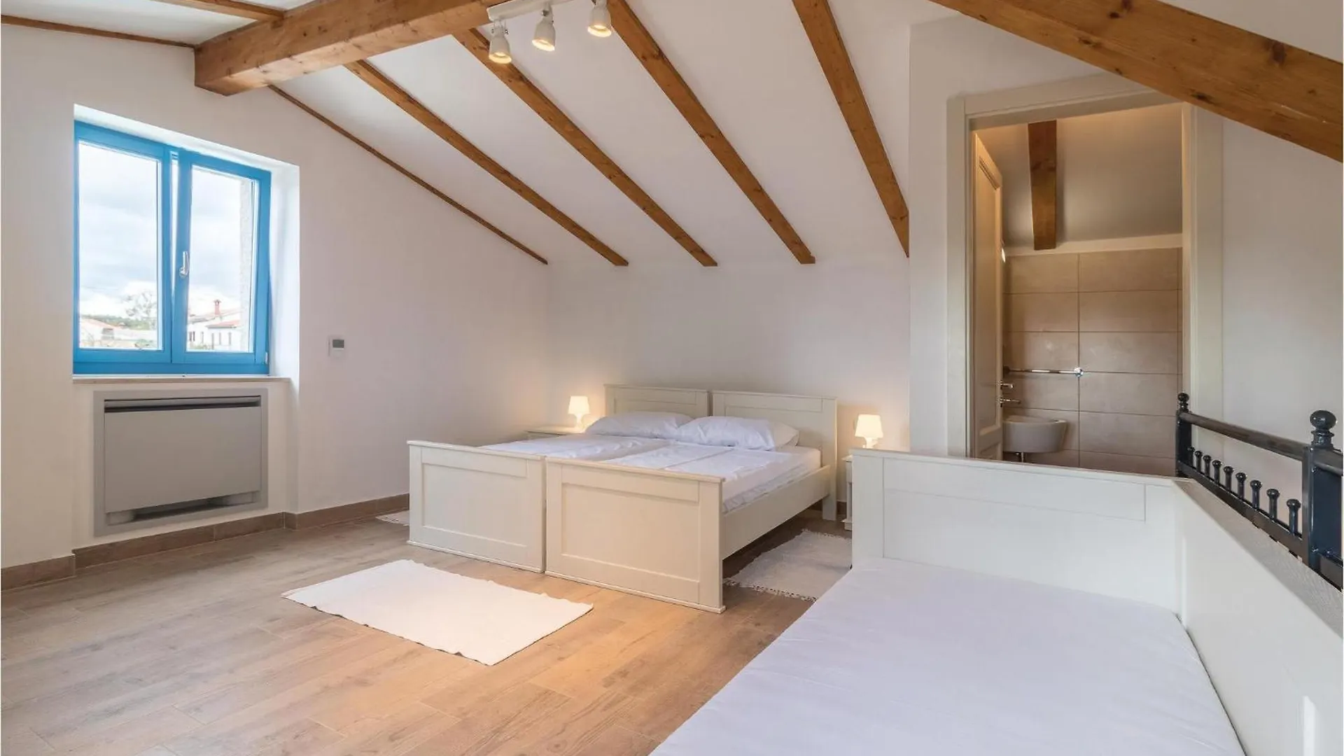 9 Bedroom Lovely Home In Bokordici Croatia