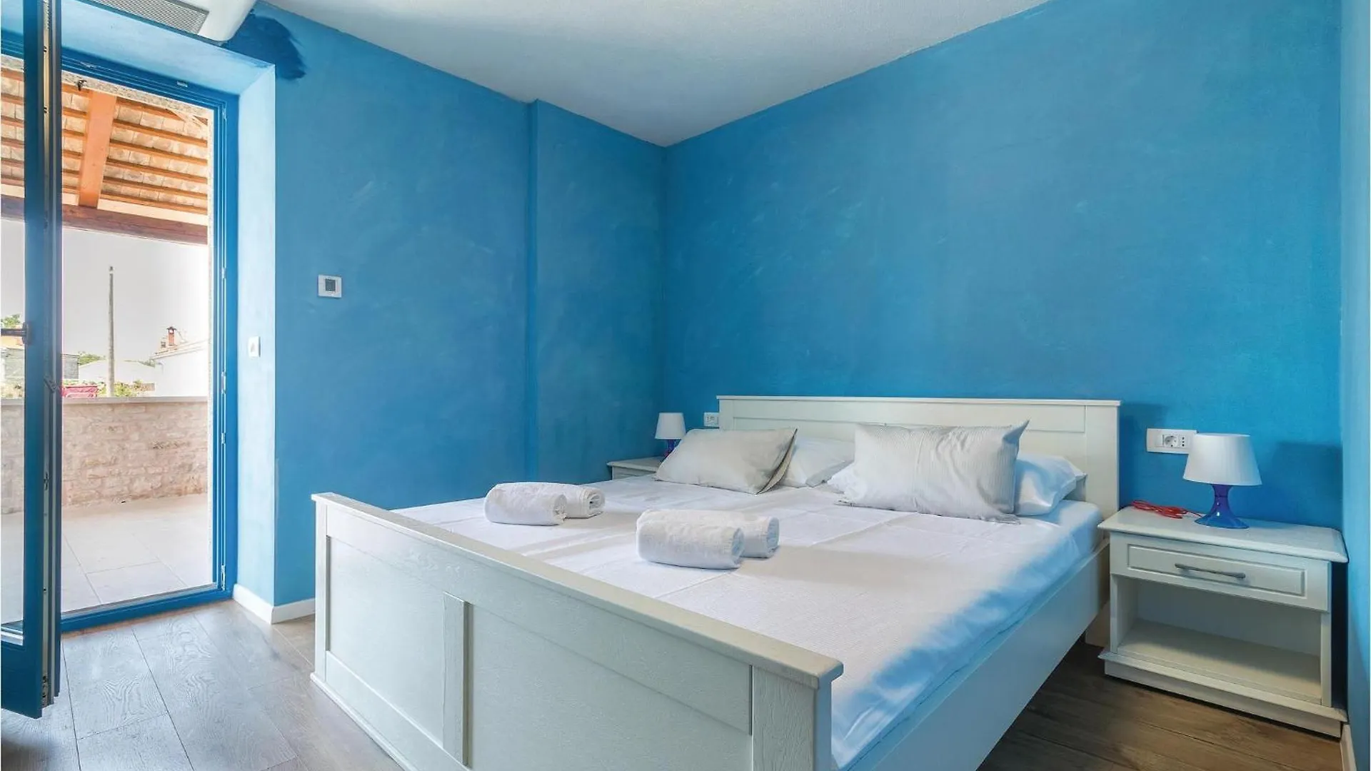 Holiday home 9 Bedroom Lovely Home In Bokordici