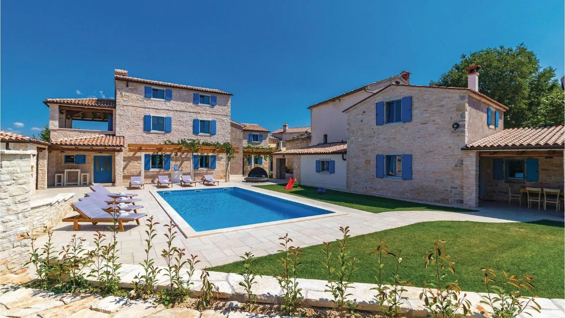 9 Bedroom Lovely Home In Bokordici