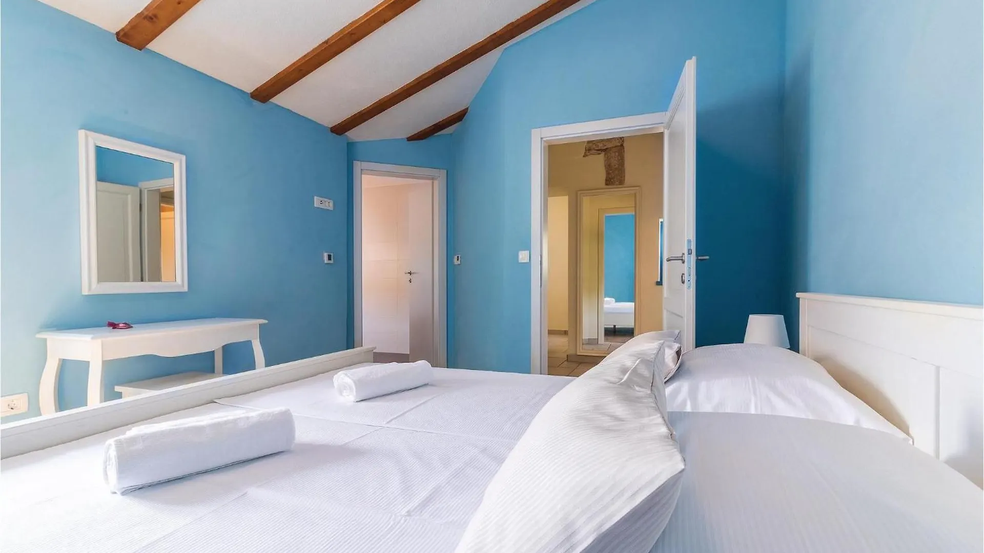 9 Bedroom Lovely Home In Bokordici Holiday home